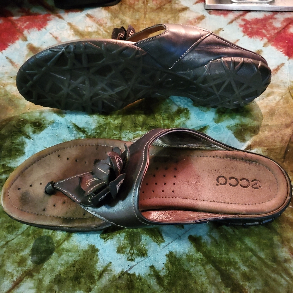 ECCO SANDALS - Picture 3 of 5